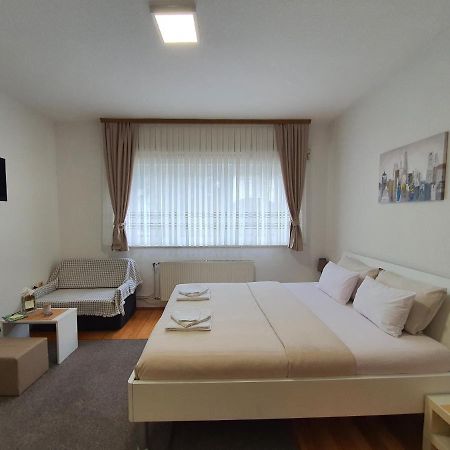 Studio Apartman 11 Біхач Екстер'єр фото